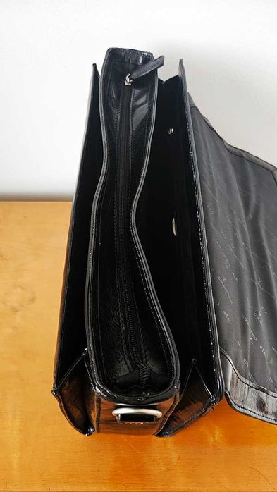 NOWA Elegancka aktówka VIP COLLECTION – skórzana + etui ochronne