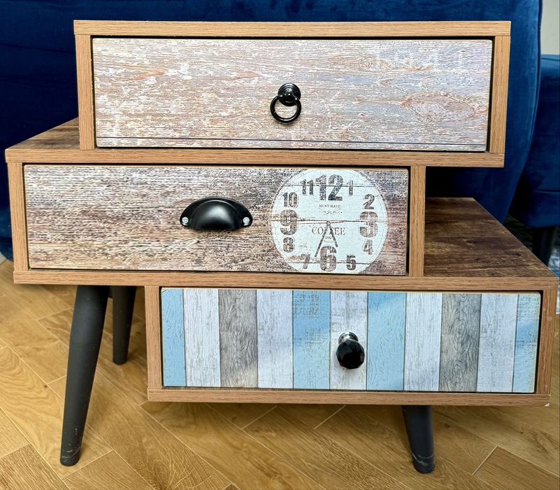 Designerski stolik nocny