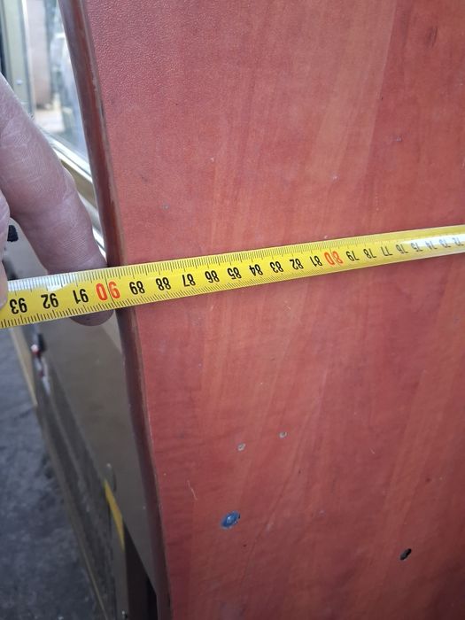 Холодильна вітрина робоча б.у в хорошому стані продам  18400