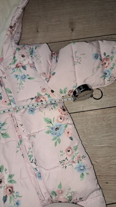 Зимовий комбінезон на дівчинку 6-9 місяців