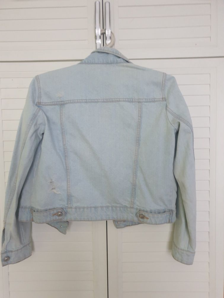 Джинсовая курточка, Stradivarius, розмір S, 350 грн