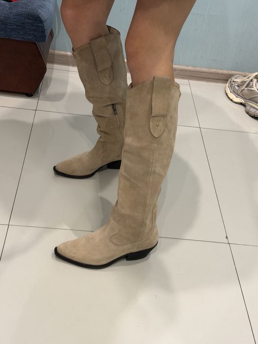 Козаки ( ковбойки) Українського бренду HELLOSTORE