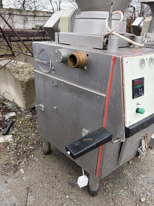 Продам вакупмны шприц хатман 200