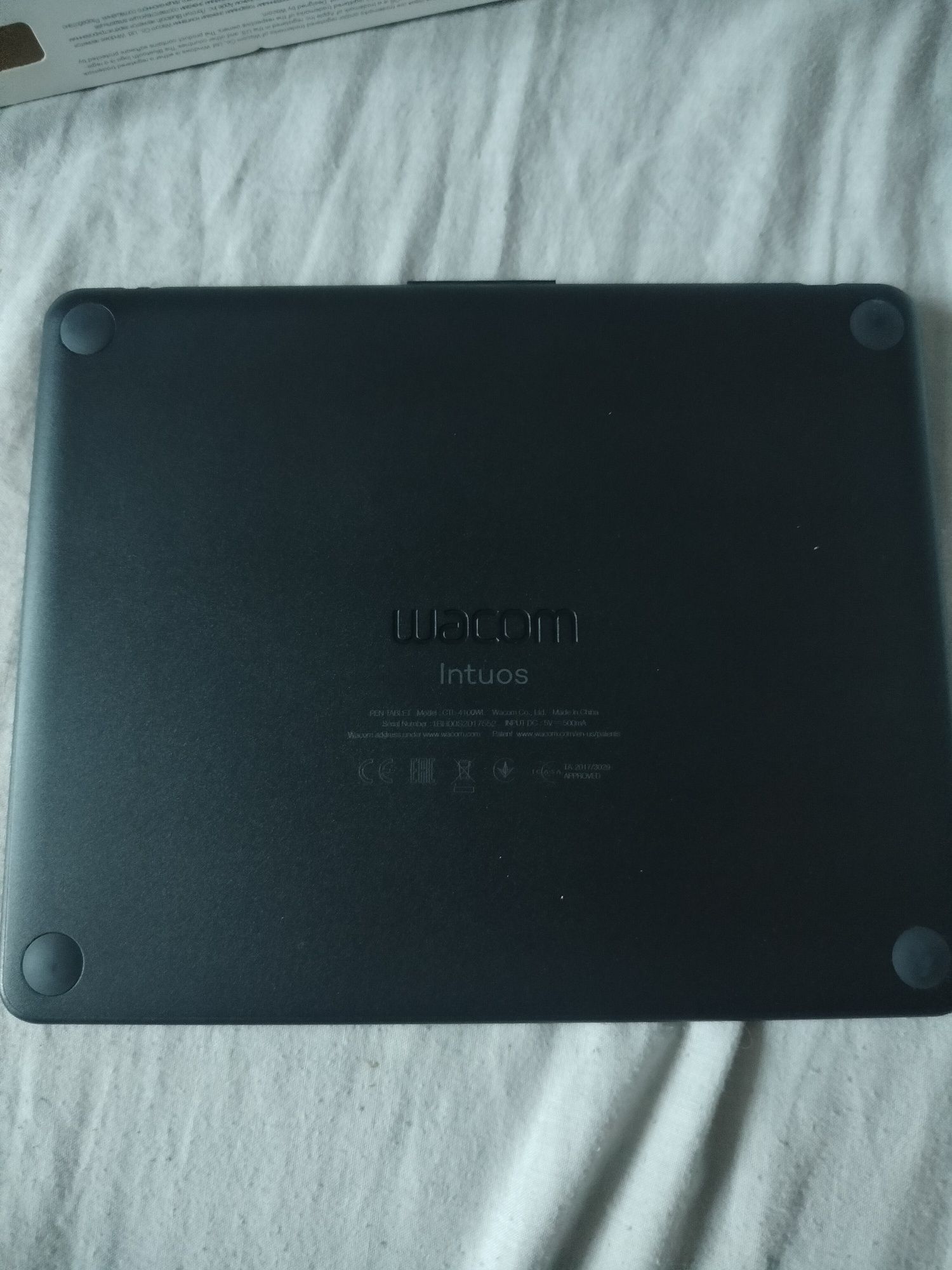 Tablet graficzny z długopisem wacom Intuos