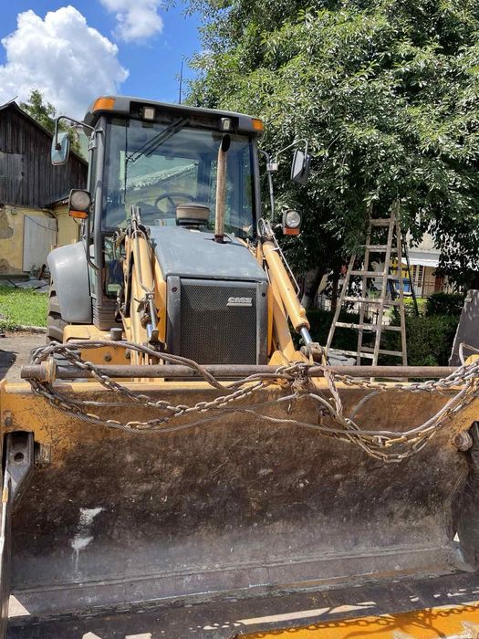 Екскаватор Case 580SR