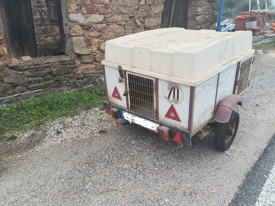 Atrelado / reboque para caça