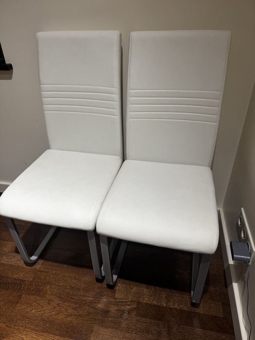 Стільці кухонні , гостинні