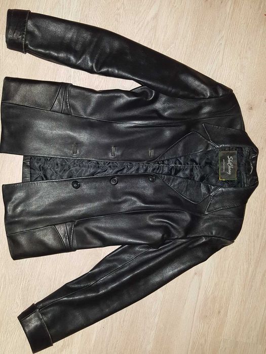 Женский кожаный пиджак куртка