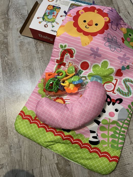 Дитячий килимок з подушкою для лежання на животику немовляті
