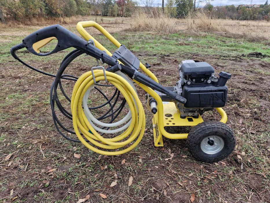 Máquina de Lavar / Lavadora de Alta Pressão - Karcher G7.10M gasolina