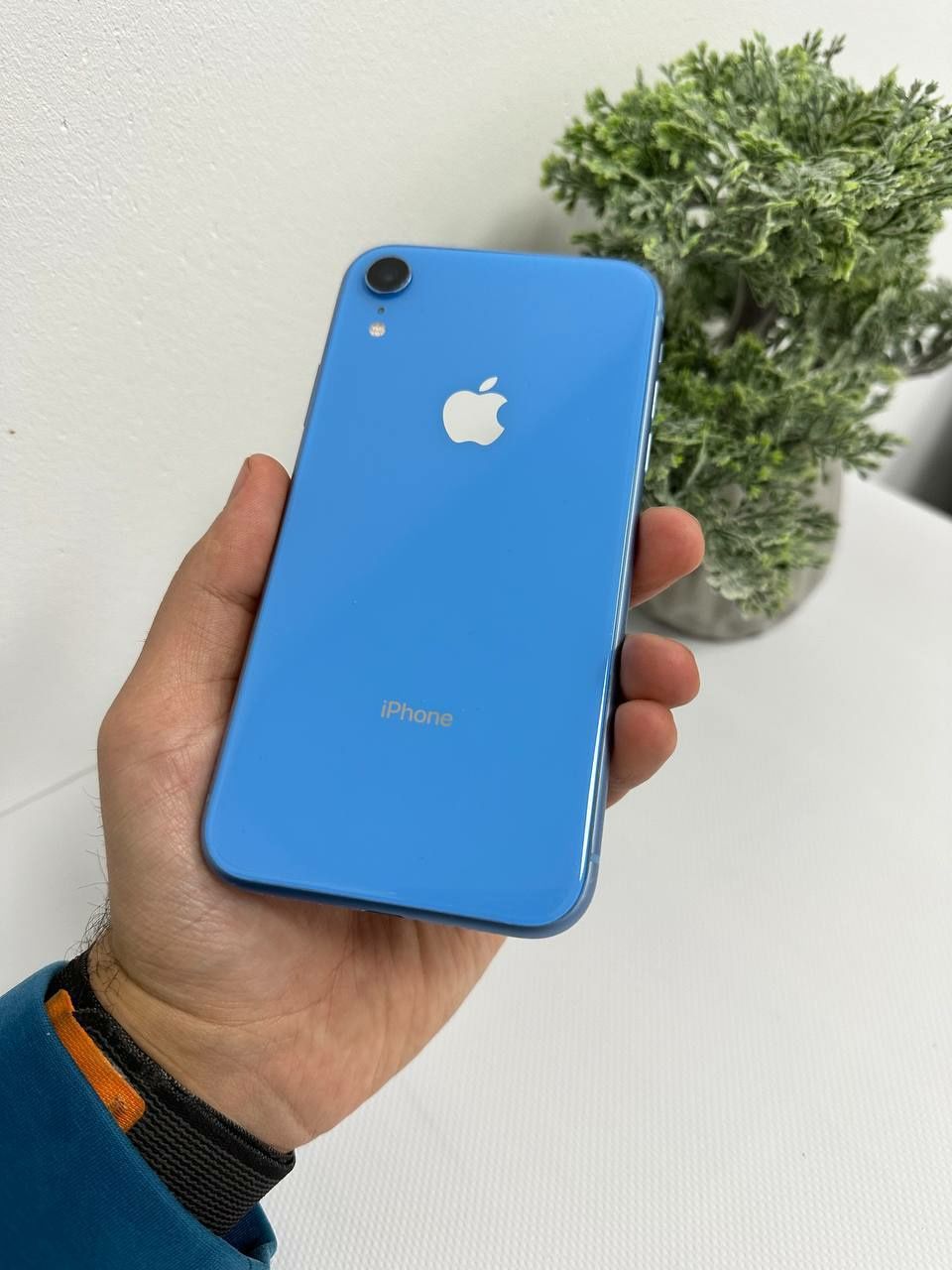iPhone XR 64GB blue