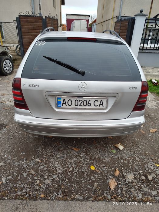 Mercedes Benz c200 2.2cdi