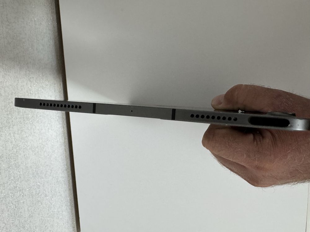 iPad Air (4-го покоління) 64, sim karta LTE
