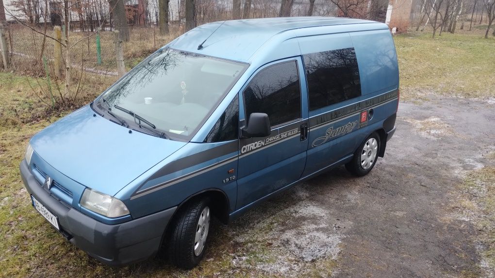 Citroen jumpy мінівен