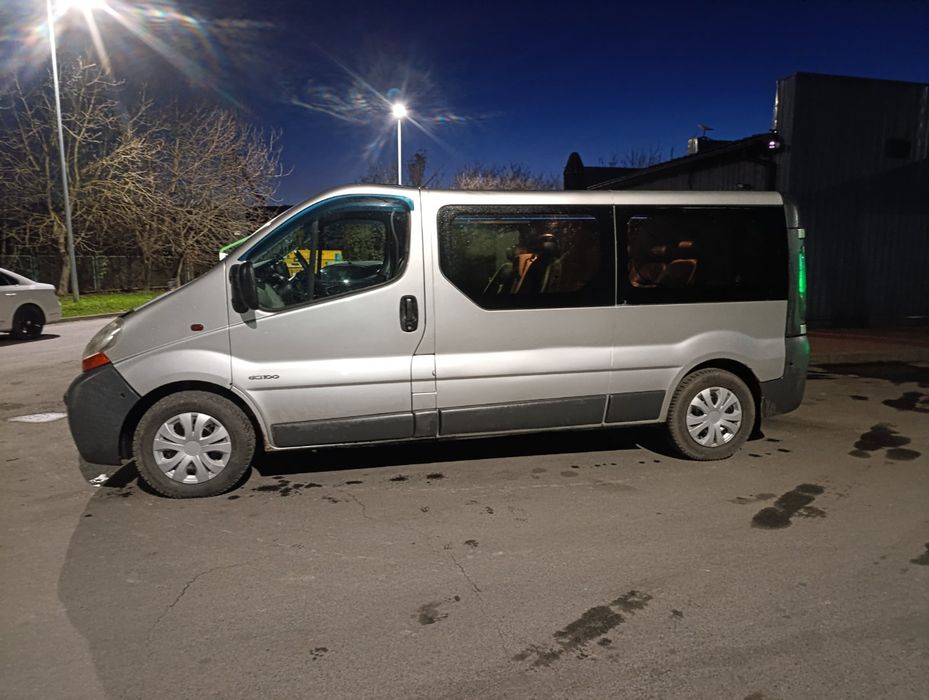 Машина в рідній фарбі