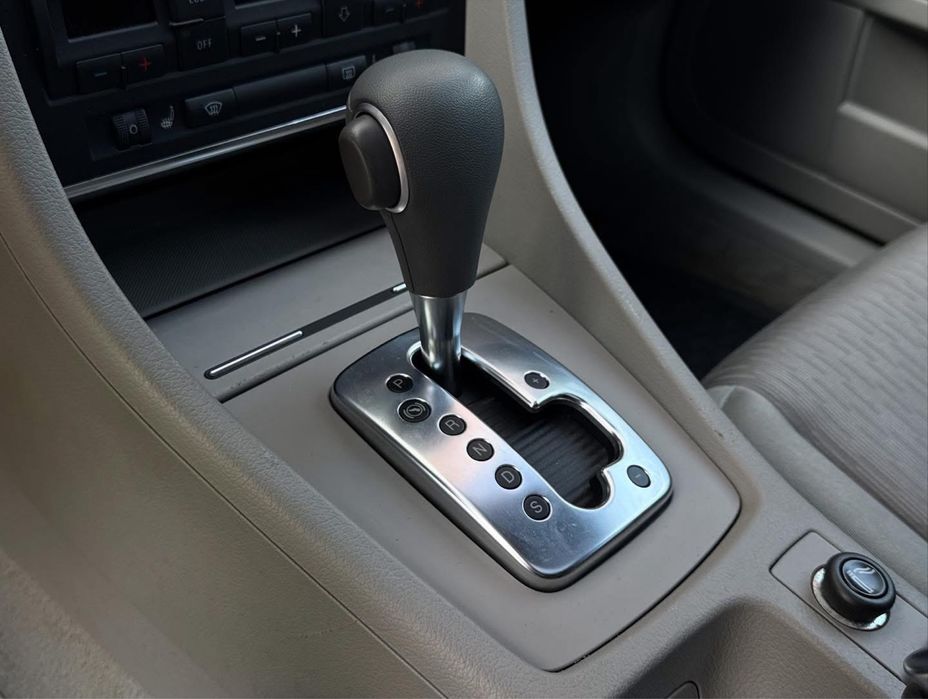 Audi A4 B7 2.0 MPI бензин, автомат