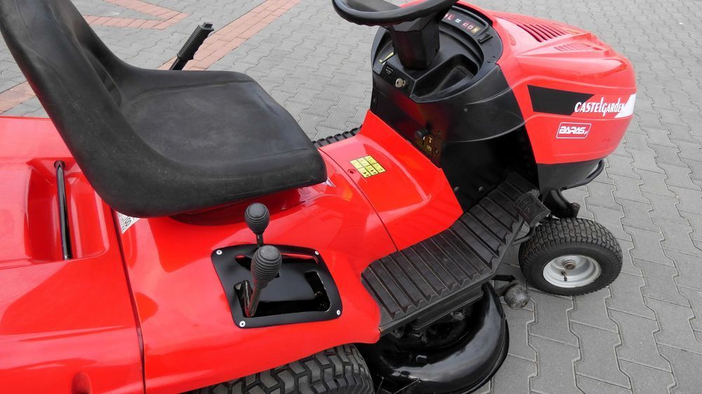 Traktorek kosiarka Castelgarden Briggs&Stratton (070401.5) - Baras