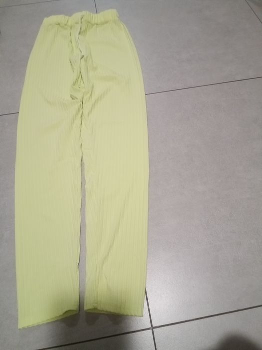 Paka ubrań damskich