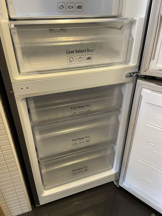 Samsung – Combinado RB37J542VSA