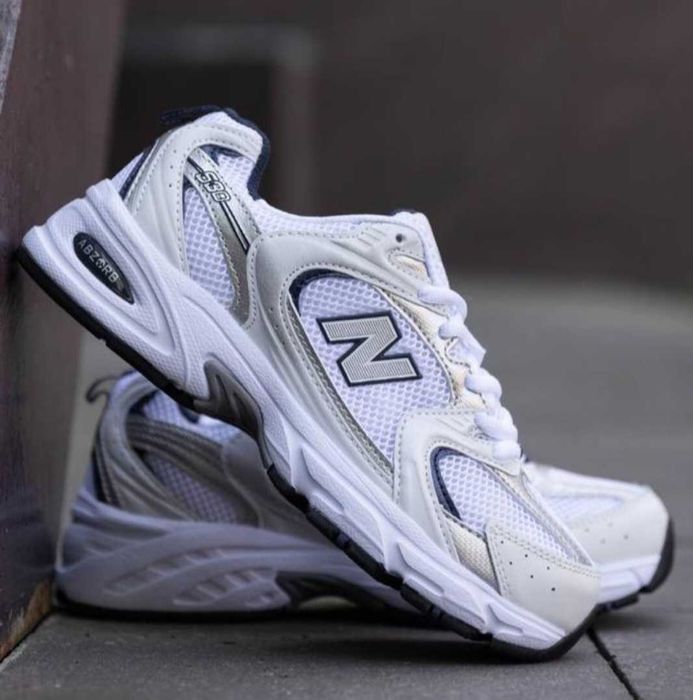 кросівки  жіночі New balance