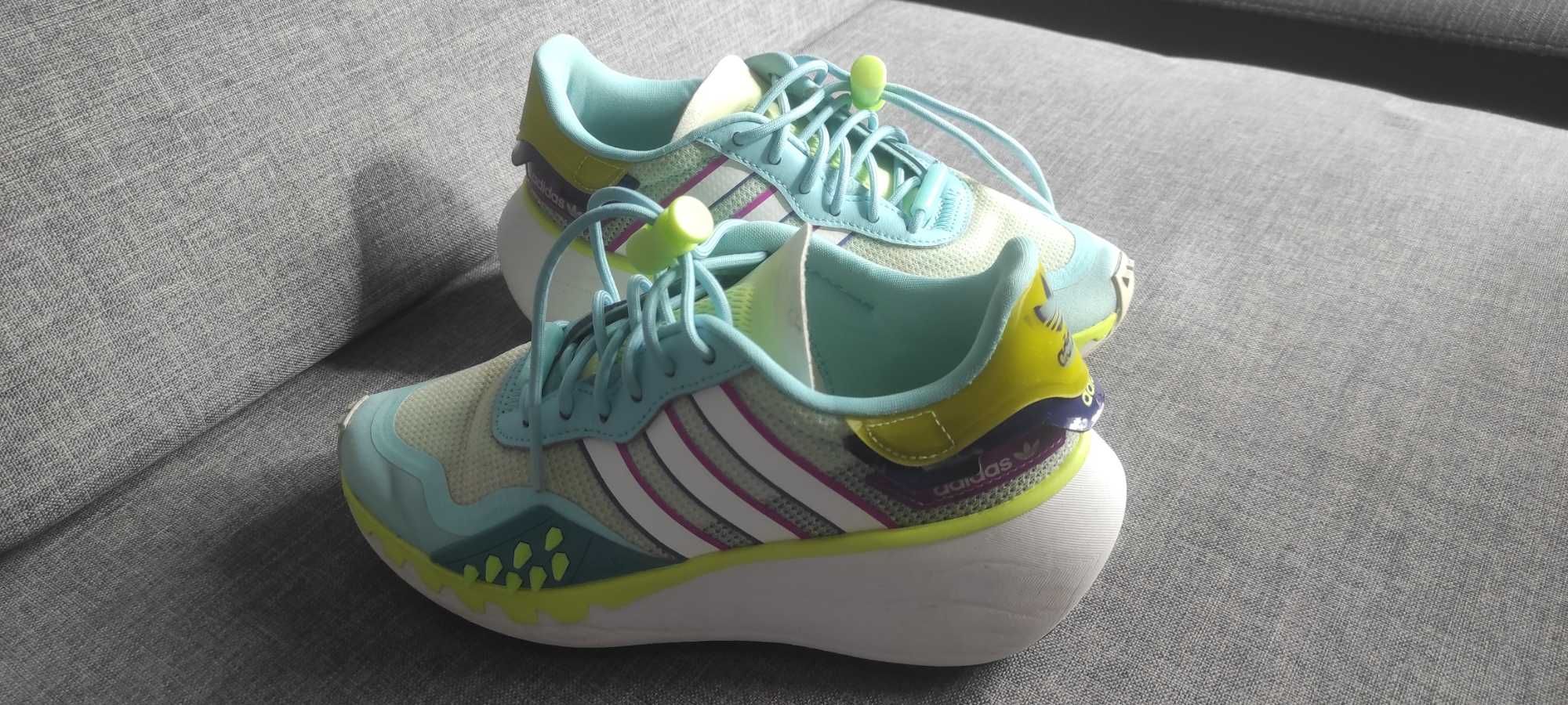 Buty adidas Originals FY6500 ideał