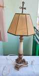 Lampa nocna,mosiądz ,onyx,klosz,wysokość 73 cm.