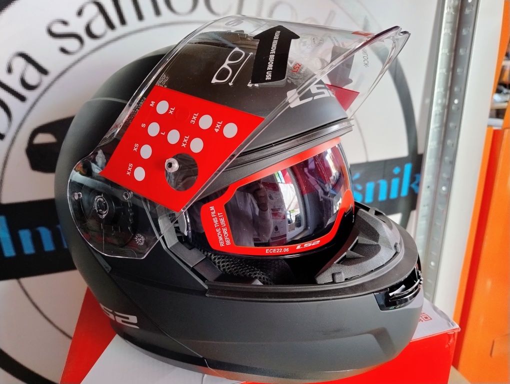 Kask motocyklowy szczękowy LS2 STROBE II SOLID MATT BLACK XL