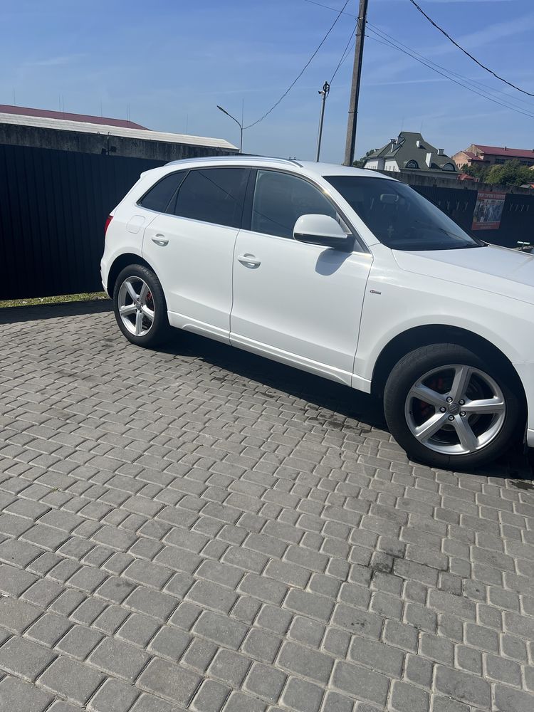 Ауді Q5 2.0 tdi 2009р.