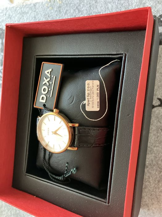 Zegarek marki DOXA