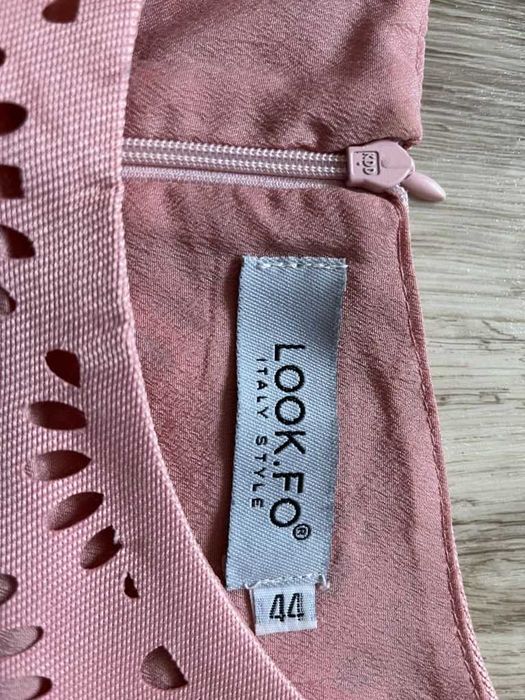 Шикарне нарядне плаття/сукня 42-44р,пудровий колір,перфорація