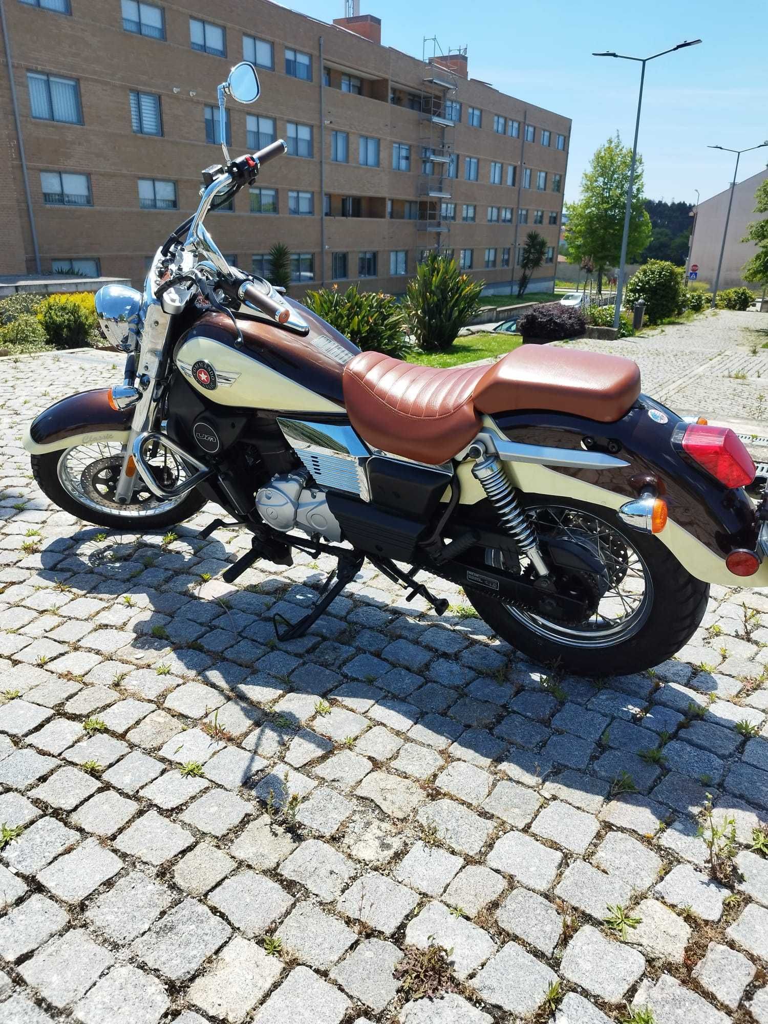 Mota UM 125 Renegade Commando Classic