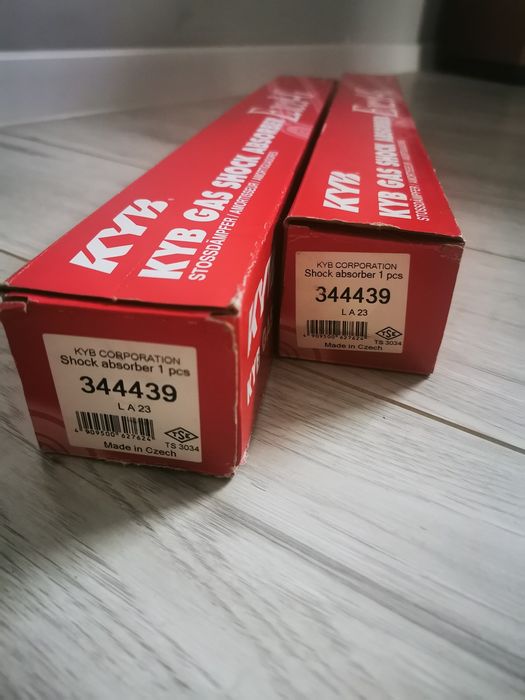 Amortyzatory amortyzator 2szt nowy do NISSAN Murano z50 oś tylnia