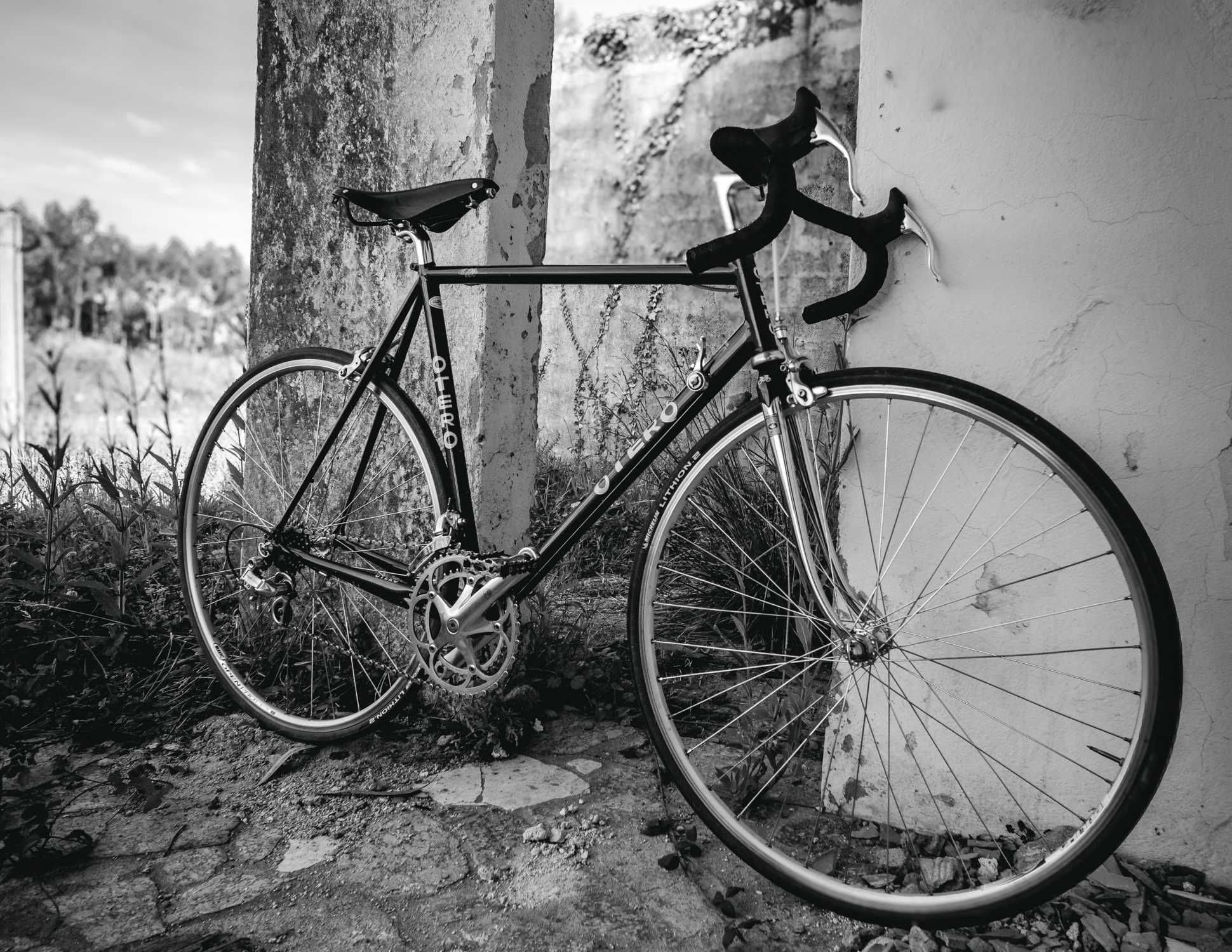 Bicicleta de estrada vintage Otero quadro Columbus + Campagnolo