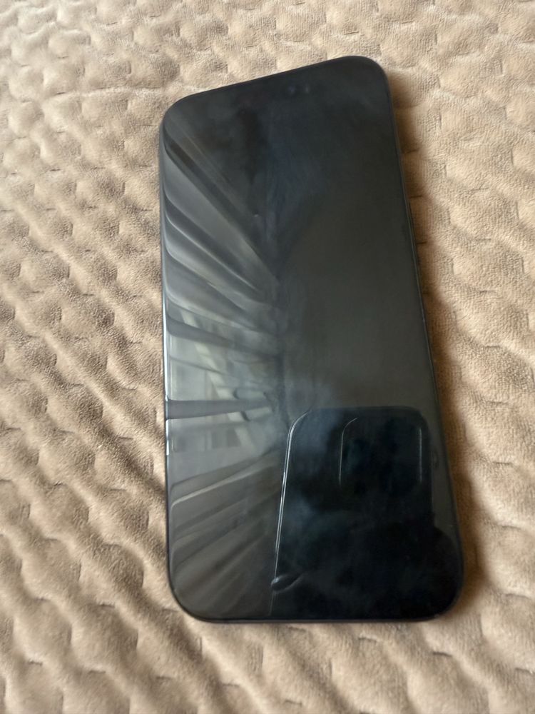 iPhone 15 Pro на запчастини