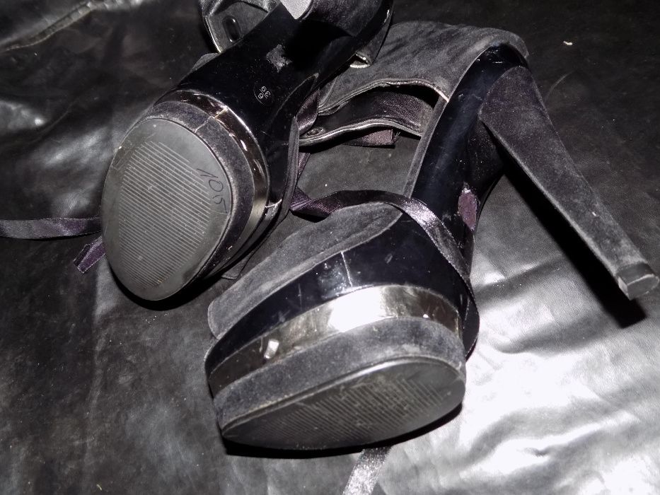 Szpilki – sandałki z cholewką Fanatic – nowe! Rozmiar 38 super buty