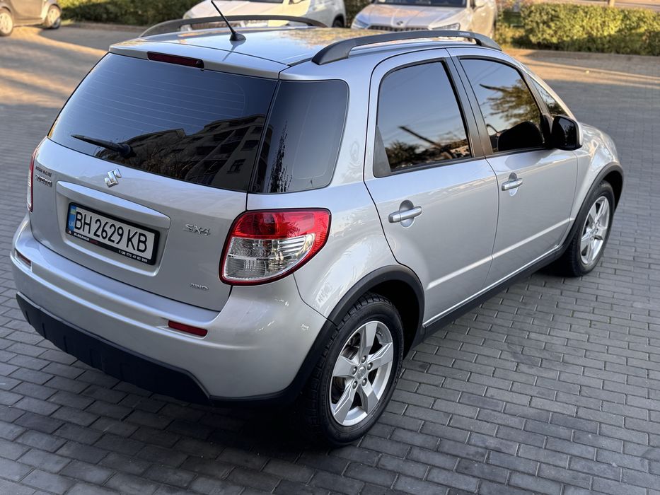 Suzuki SX4 2013 АВТОМАТ полный привод