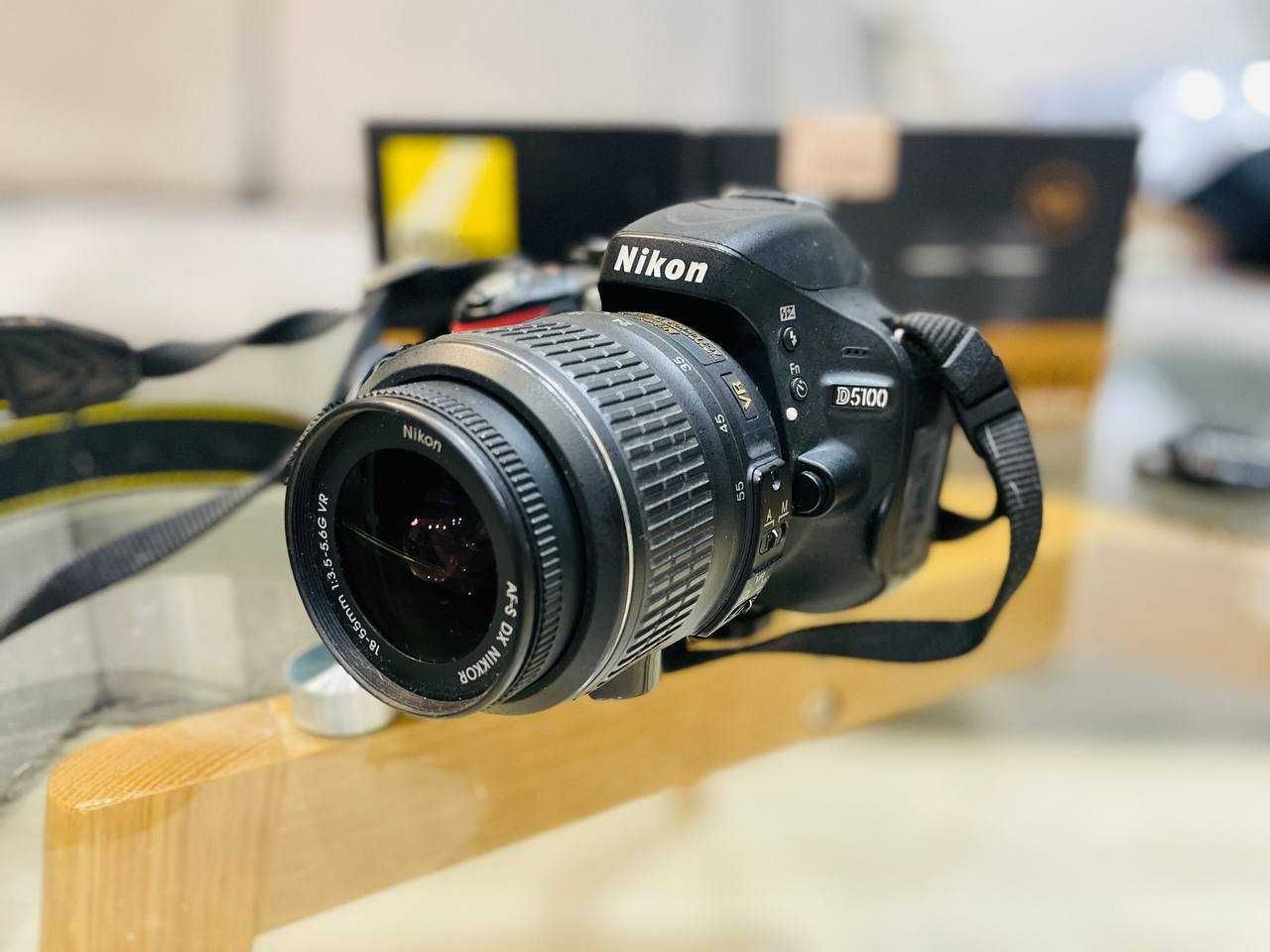 Nikon D5100, 18-105 mm (пробіг 12 тис., ресурс до 150 тис.)