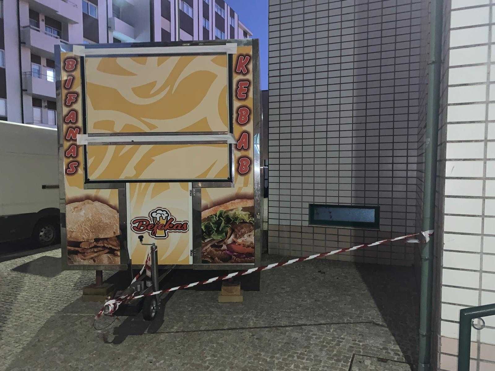 FABRICO DE ROULOTES POR ENCOMENDA