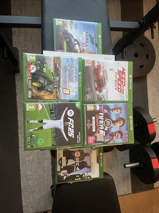 Xbox one s 1TB 2 pady 6 gier