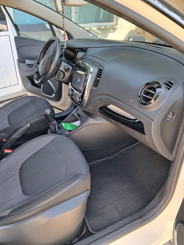 Renault Captur em estado impecavel