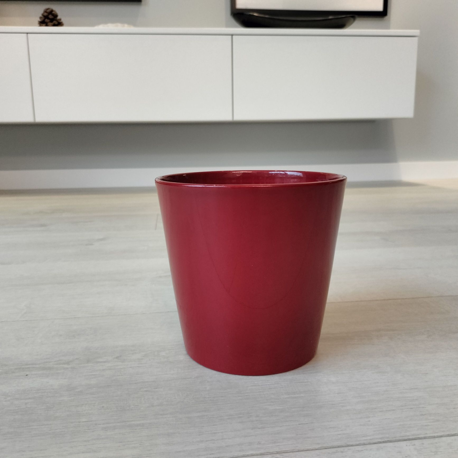 Osłonka ceramiczna 16 cm czerwona donica