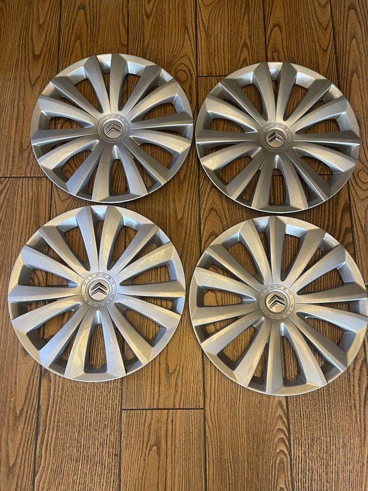 Kolpaki Renault 16'’