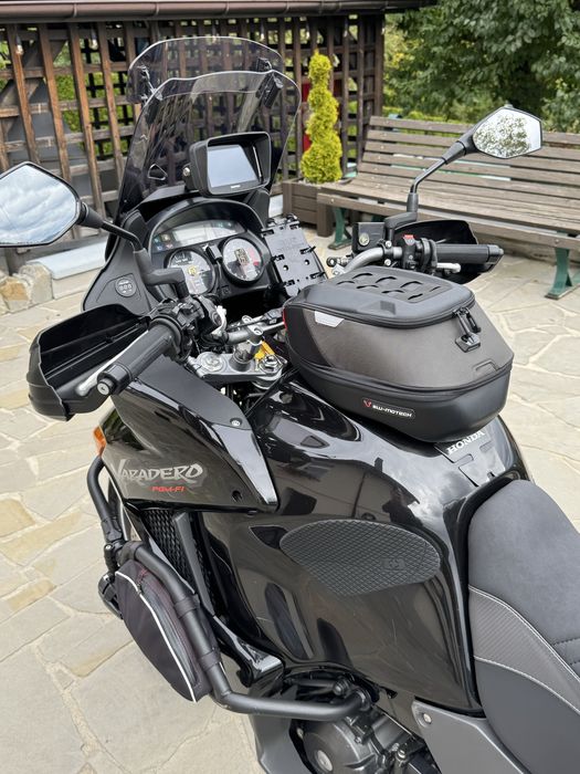Honda Varadero 1000 rok 2004 przeb 32 000 km