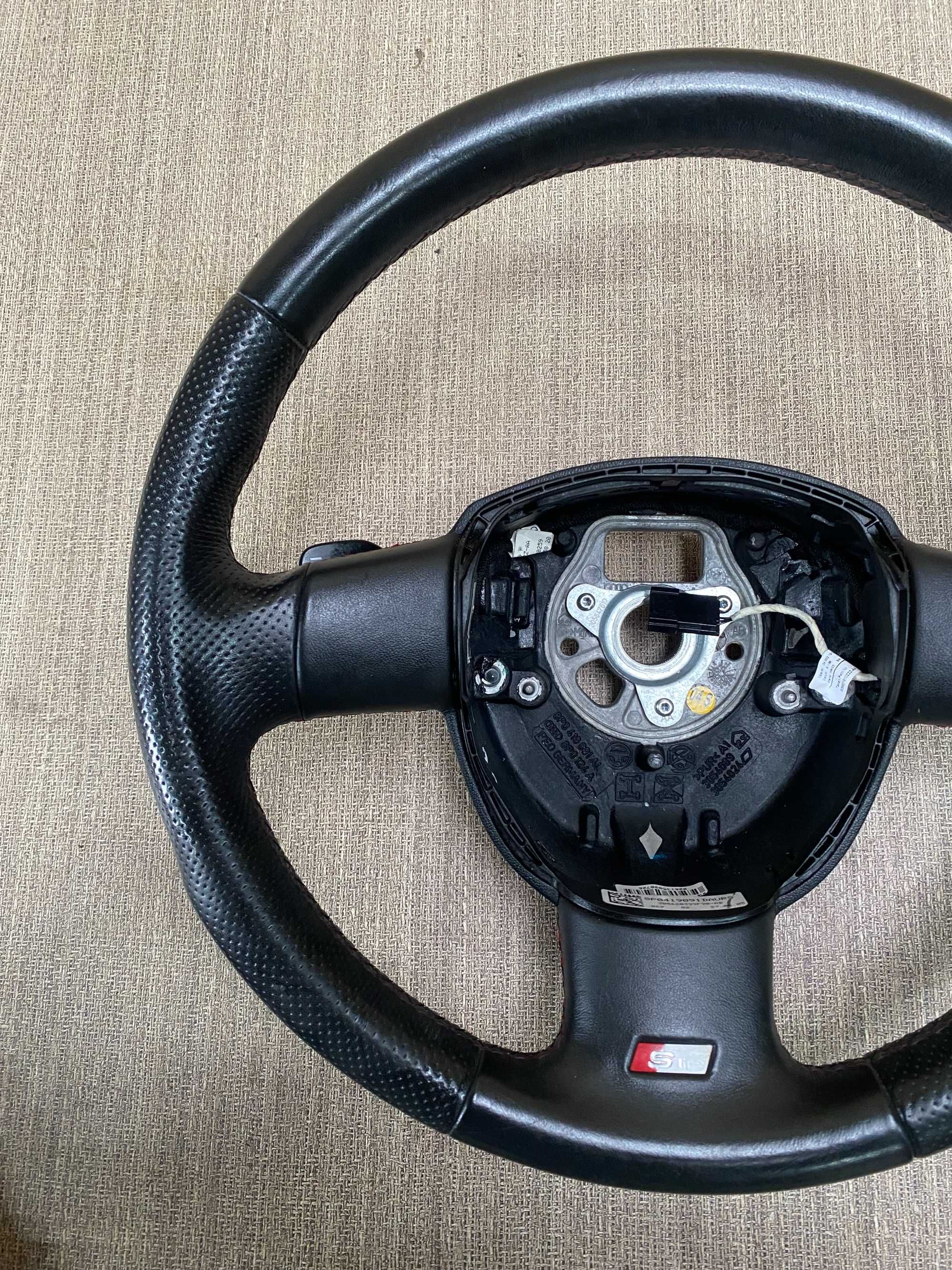 Kierownica audi a3 8p s-line łopatki