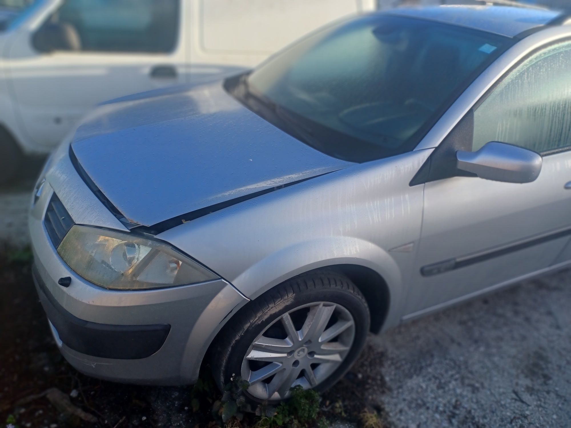 Renault Megane 1.5 dci - Todo tipo de pecas