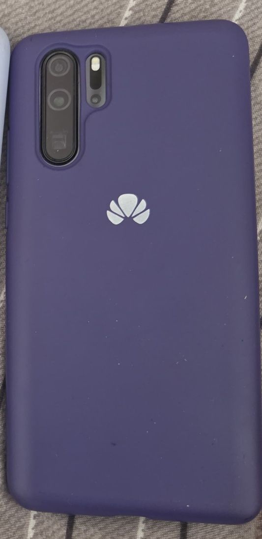 Продам Флагман прошлых лет с PlayMarket Huawei P30 Pro