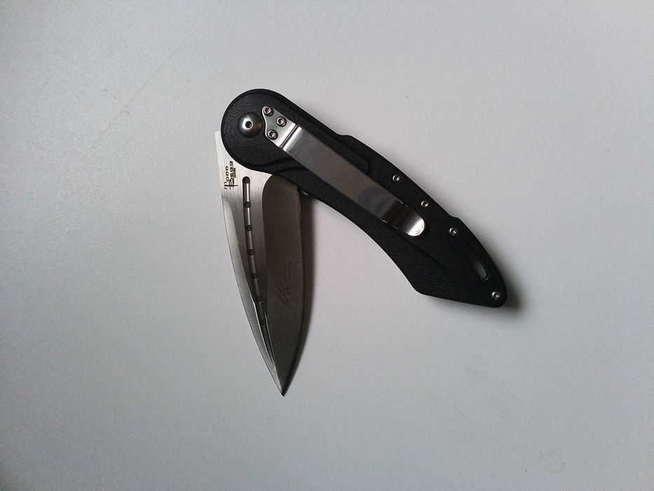 Складной ніж D2, ручка G10