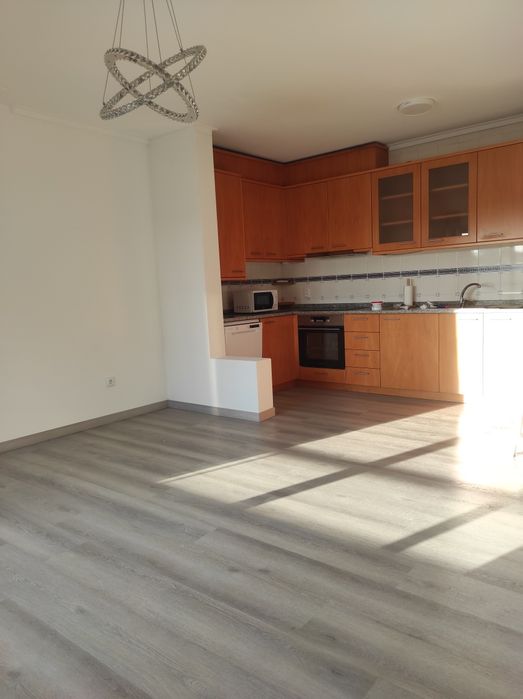 Apartamento T2 para arrendar Oliveira de Azeméis