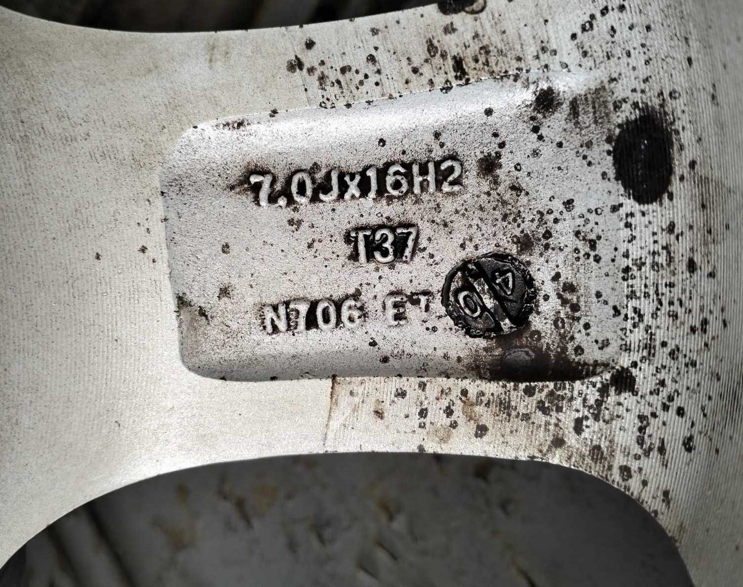 Диски R16 «Volkswagen» ( комплект ) + резина (лето) «Good Year»