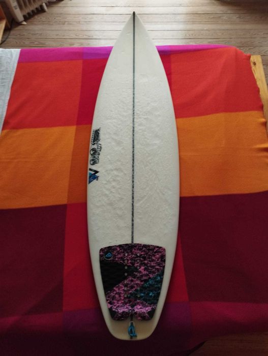 JS MONSTA 6 | 25,6 lts + Saco FCS